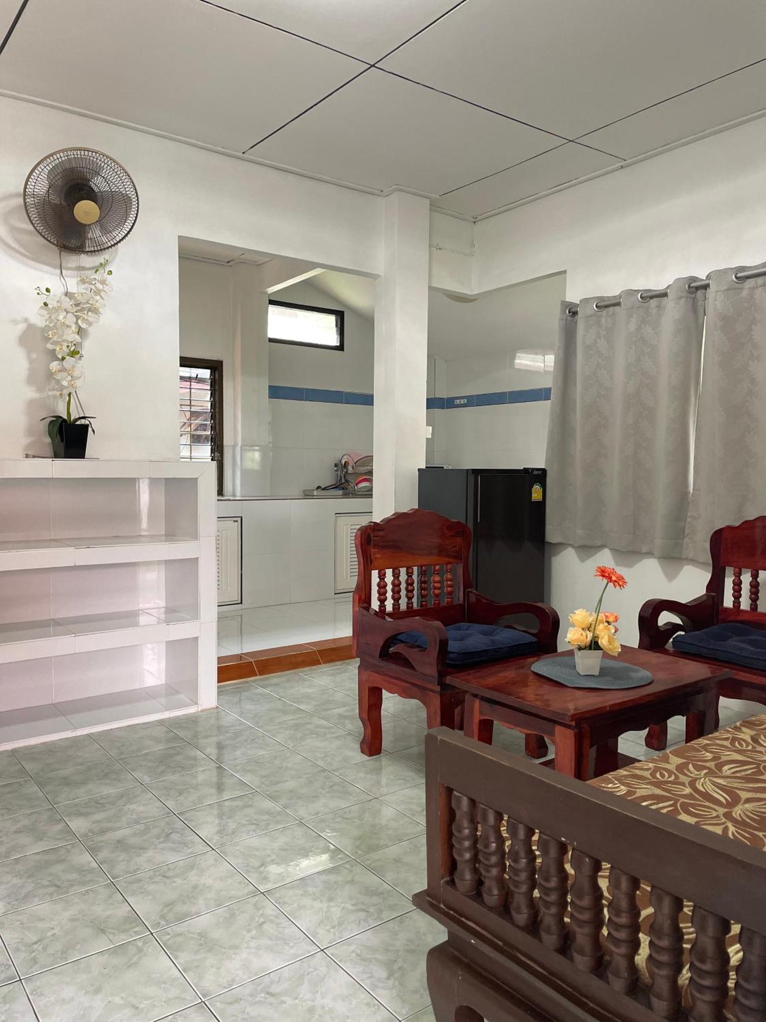 Sunrise Beach Villa Surat Thani Rom bilde